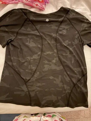 Lululemon camo shirt  thumbnail 2