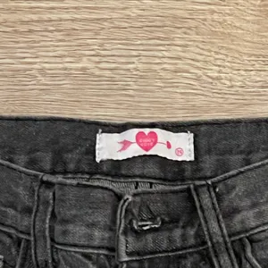 Black Ripped Jeans Size 24 thumbnail 2