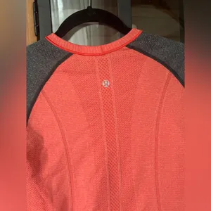 Lululemon Run long sleeve swiftly tech tee love red deep coal two tone coral thumbnail 4