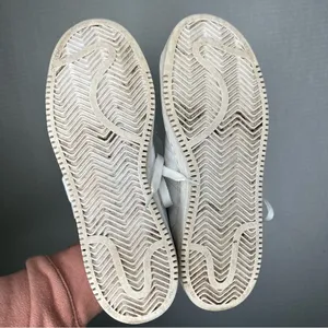Adidas | White Lace‎ Up Sneaker Shoe Woman’s 8.5 Superstar thumbnail 3
