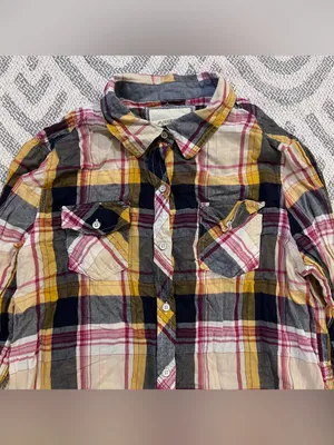 Arizona Jeans Women’s Plaid Button Up Shirt Medium thumbnail 2