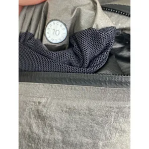 Lululemon Drizzle Down Lightweight Grey Full‎ Zip Rain Jacket Women's Size 10 thumbnail 7