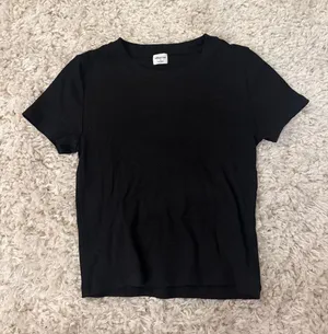 Brand New Aritzia Wilfred Ribbed Tee thumbnail 1