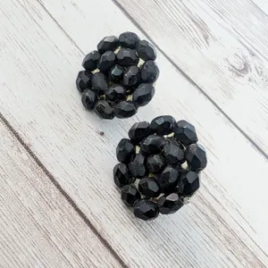 Vintage Screw Back Earrings Black Beads 7/8" thumbnail 4