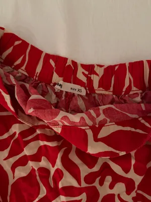 Red Floral Skirt Size XS thumbnail 3