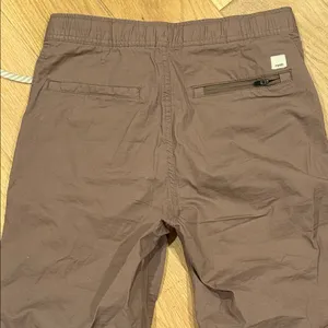 Vuori Women's‎ Cropped Brown Pants est. medium thumbnail 5