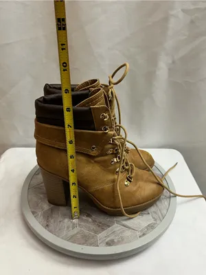 G by GUESS Women’s Size 7 Tan Lace Up Heeled Combat Ankle Boots thumbnail 8