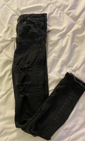 H&M High Waisted Black Wash Skinny Jeans thumbnail 2