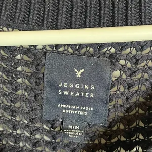 American Eagle Jegging Sweater Women’s Size‎ Medium Striped Knit Cozy Nautical thumbnail 6