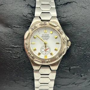 Vintage Guess Waterpro 50M Ladies Watch Silver Tone Hex Link Bracelet White Dial thumbnail 2