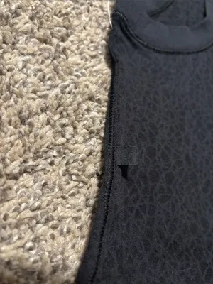 Lululemon Hint of Sheer Cropped Tank NWT size 4 thumbnail 7