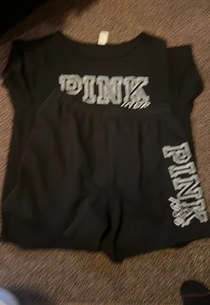 Pink two-piece it thumbnail 1