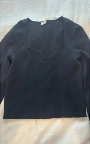 Abercrombie Black Long Sleeve Top thumbnail 2