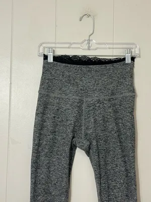 Beyond Yoga Heather Gray Black Lace Trim High Rise Leggings Size M thumbnail 2