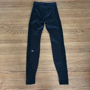 Alo Yoga Black Leggings With Mesh thumbnail 4