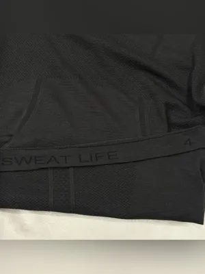 Lululemon Swiftly Tech Long Sleeve Crew Top Lunar New Year Size 4 Black Workout thumbnail 9