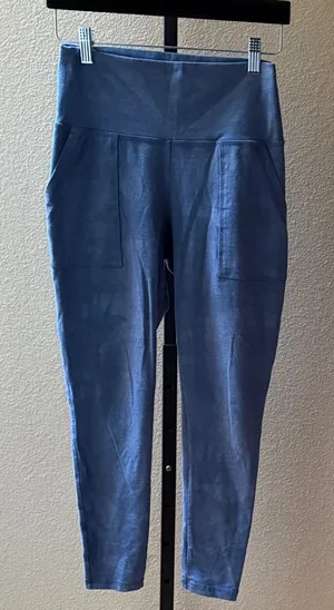 Aerie Chill Play Move High-Waisted Leggings Blue Camo Women’s Size M Short thumbnail 1