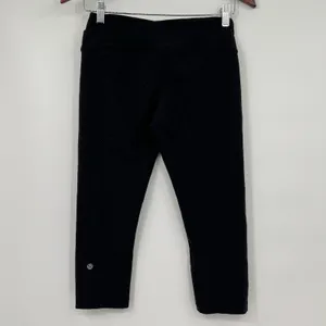 Lululemon black basic cropped leggings pants athleisure gym neutral chic size 6 thumbnail 5