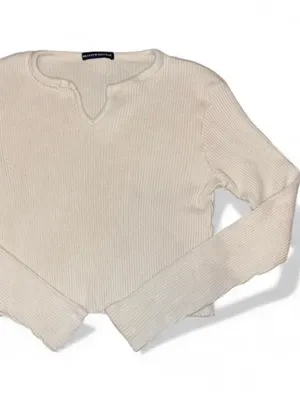 Brandy Melville Cropped Cream Long Sleeve thumbnail 1