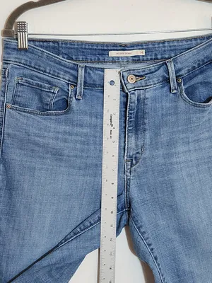 Levi’s Light Wash Mid-Rise Skinny Jeans Size 14 thumbnail 8
