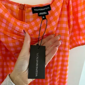 ASOS Wednesdays girl Puff Sleeve Midi Smock Dress thumbnail 4