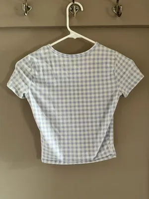 Hollister Baby Tee thumbnail 3