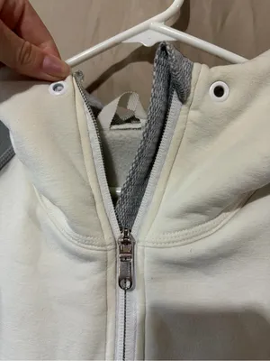 Lululemon thermal jacket thumbnail 4