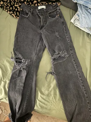 Abercrombie High-Rise Jeans Straight thumbnail 1