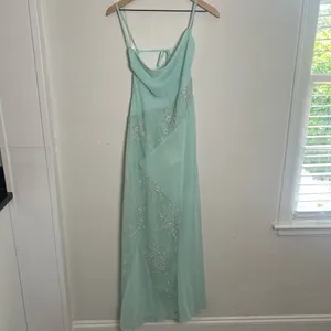 NWT PEPPERMAYO- Gabriana Maxi Dress Sage Size 8 thumbnail 3