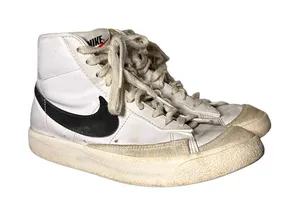 Nike Blazer Mid '77 Vintage Women’s Sneakers Size 6.5 White Black Shoes thumbnail 1