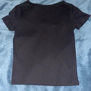 Hollister Black short sleeve tee thumbnail 2