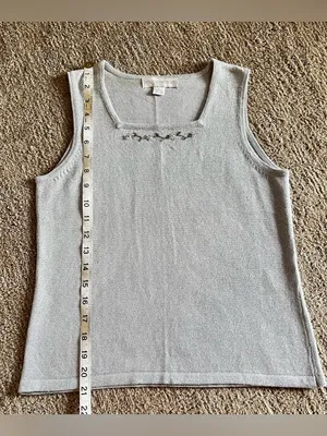 VNTG Petite Sophisticate Gray metallic Silver Sleeveless Knit Top beaded sequin thumbnail 4