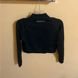 Alphalete cropped black seamless jacket thumbnail 5