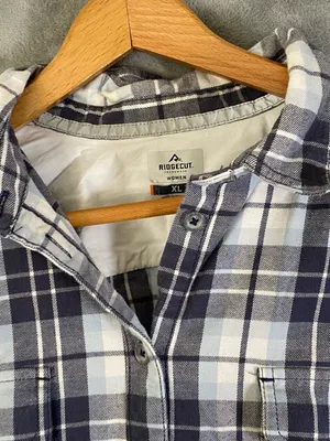 Ridgetcut toughwear women Blue and‎ White Plaid Button-Up Shirt size X Large thumbnail 4