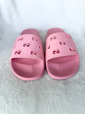 Gucci Pink GG Rubber Slide Sandals Women’s Size 38 (US 7.5) Made in Italy thumbnail 4