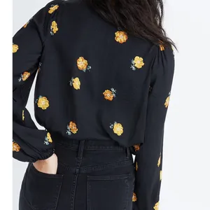 Bubble-Sleeve Wrap Top in Floating Florets Size M thumbnail 3