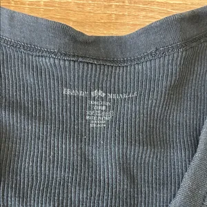 Brandy Melville Midnight Ribbed Crop Top thumbnail 2