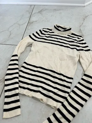 Zara Cream Striped Knit Turtleneck Sweater Size Small thumbnail 2