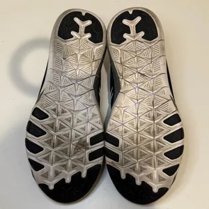 Nike Free TR 6 Sneaker Black/White-Cool Grey Size 8.5 thumbnail 4
