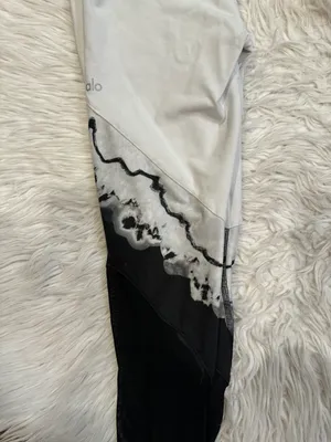 Alo Leggings thumbnail 2