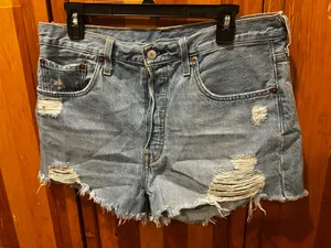 Levi’s Shorts Denim 501 Ripped thumbnail 1
