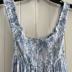 Boho Me crop wide leg JUMPSUIT XS smocked paisley floral shabby chic BLUE WHITE thumbnail 6