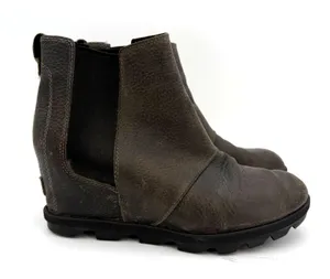 Sorel Women's Joan of Arctic II Chelsea Brown Leather Booties Size 9.5 thumbnail 1