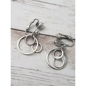 Vintage Clip On Earrings Three Circles Silver Tone Dangle thumbnail 2