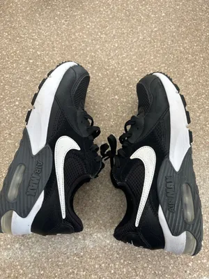 Nike Air Max Sneakers thumbnail 3