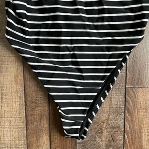 Aerie Womens Swim One Piece Black White Stripe Low Back Side Boob Size Large thumbnail 7