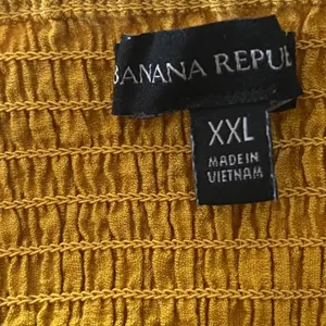 Banana Republic Womens XXL‎ Mustard Yellow Twist Front Smocked Back Camisole Top thumbnail 4