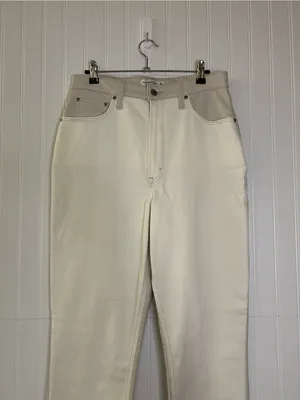 Abercrombie & Fitch The Slim Straight Ultra High Rise Pants Faux Leather Size 30 thumbnail 3