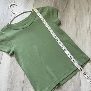 Brandy Melville Tshirt cotton crew short sleeve womens Green (one size) casual thumbnail 3