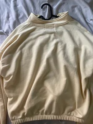Francesca’s Sweatshirt  thumbnail 4